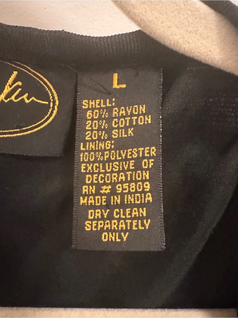 Vintage Julia‎ Kim silk blend “Art to Wear” jacket